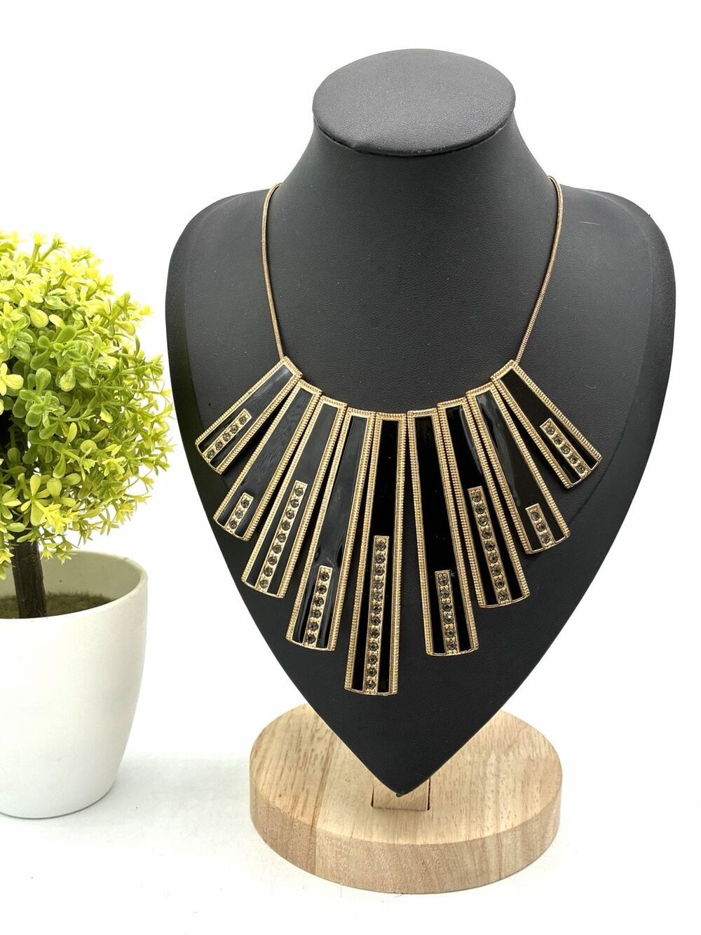 Black Gold Tone Fan Bib Necklace Rhinestone Geometric Statement Jewelry 17”